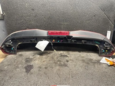 Used Rear Spoiler fits: 2018 Subaru Impreza Wagon Rear Grade A Foto 1 de 4