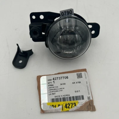 Buick Encore GX 2020-2023 Bumper LED Fog Light Left 42737706 OEM *Brkn Tab - Image 1 of 4