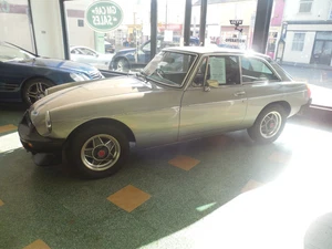 1986 MG B GT LE 1 of 580 - Picture 1 of 12