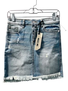 Miss Me NWT Med Wash Blue Denim Jean Skirt Size 26 Mini Button Fly Fray Hem - Picture 1 of 6
