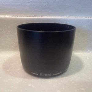 Genuine Canon ET-64 II Lens Hood for EF 75-300mm f/4-5.6 IS USM - Picture 1 of 2
