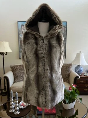 NWOT Kristen Blake Zip Front Faux Fur Reversible Vest Size S Side Pockets - Image 1 of 4