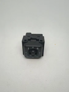 1998 1999 2000 2001 2002 Lincoln Mirror Adjustment Switch OEM - Picture 1 of 5