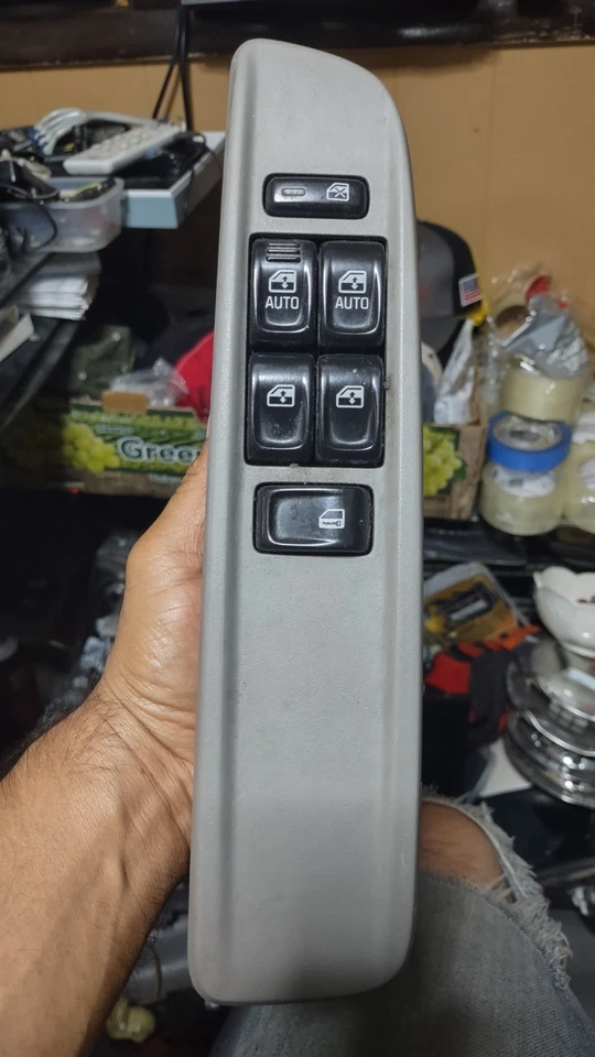 Interruptor de control de bloqueo de ventana eléctrica GMC Envoy Master 2002-2005 OEM 15114258 Foto 1 de 4