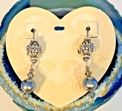 Pendientes colgantes Brighton Utopia plata gris perla retirada con palanca 1 7/8" Foto 1 de 4