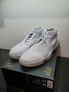 jordan future platinum