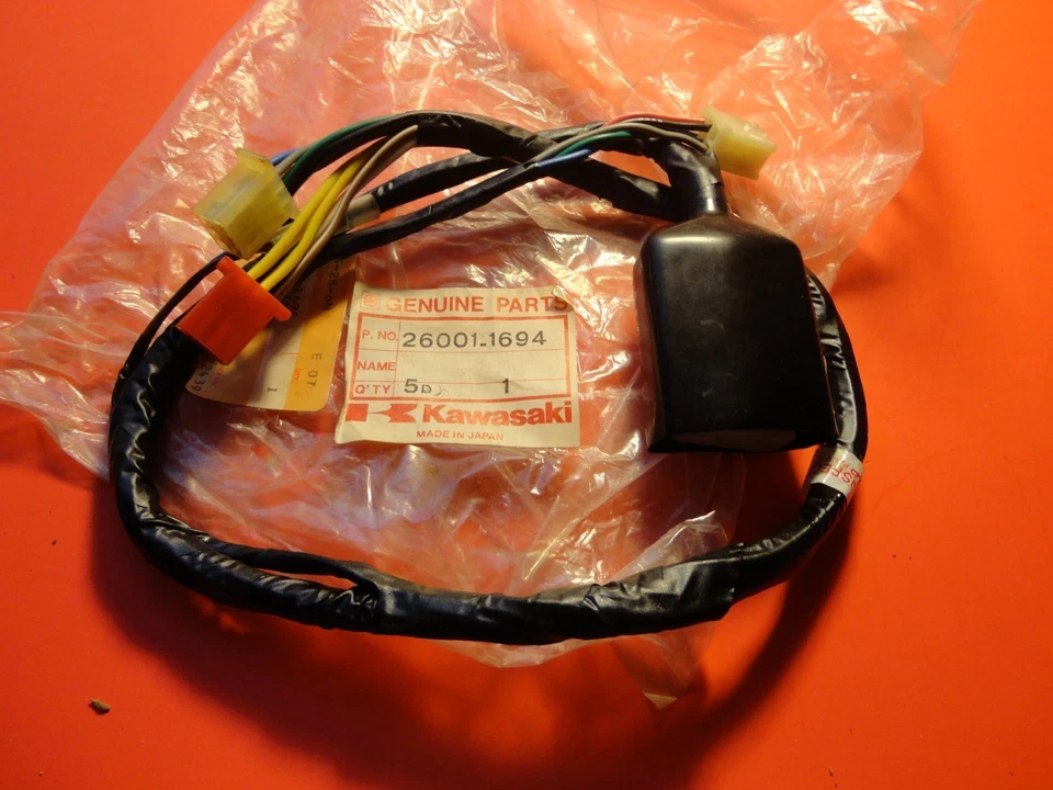 NOS NEW OEM ORIGINAL KAWASAKI 1985 1986 KL600 CENTER HARNESS 26001-1694 — 第 1/1 张图片