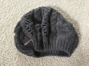 NWOT! Michael Kors Woman Knit Grey Beret Hat/Sz:OS Double Knit Chemo Hair Loss - Picture 1 of 5