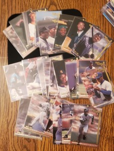 Ken Griffey jr # 1-25 set all 25 cards WISH LIST Megacards Introduction 1995