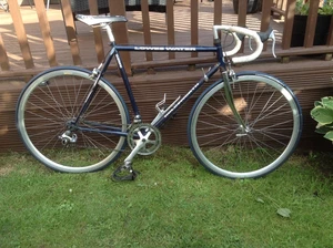 holdsworth steel racing bike - Picture 1 of 10