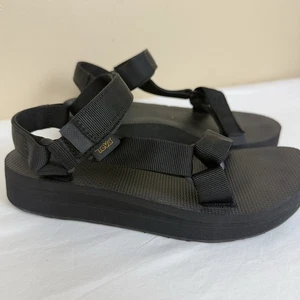 Teva Midform Universal Sandalen in Schwarz. Größe 8 - Bild 1 von 7