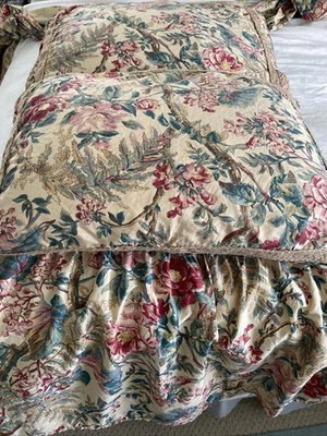 RALPH LAUREN Set TANGIER Queen Bedskirt & 2 Pillow Shams Floral Jute Trim Clean - Image 1 of 4