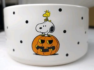 Cacahuetes Rae Dunn Spook Tacular Halloween Snoopy Woodstock Mascota Perro Cuenco Caramelo - Imagen 1 de 9
