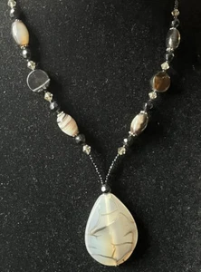 Agate Pendant Black Seed Bead Necklace Boho 800 Handcrafted Natural Gemstone - Picture 1 of 11