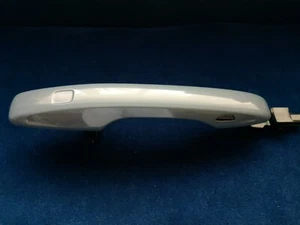 Maniglia porta Volvo XC90 MK2 grigio tuono R design driver lato anteriore 2015-2021 - Foto 1 di 8