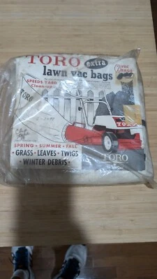 Paquete de (2) bolsas de aspiradora de césped Toro nuevas de stock antiguo tipo clip  Foto 1 de 4