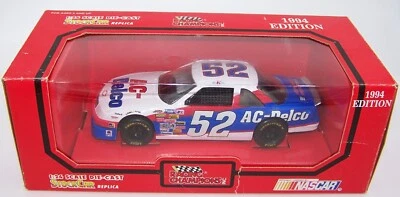 1994 Racing Champions 1:24 KEN SCHRADER #52 AC Delco Chevrolet Lumina - Image 1 of 4
