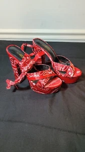 Remember Me Red Bandana Print Heels Ankle Strap Size 7 Preowned - Picture 1 of 7
