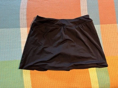 LANDS' END 4 NEGRO SKORT / FONDO DE NATACIÓN Bikini CON FALDA Excelente Foto 1 de 4