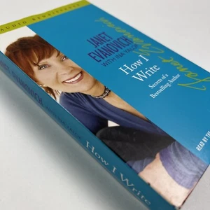 How I Write : Secrets of a Bestselling Author by Janet Evanovich Audiobook Tapes - Foto 1 di 5