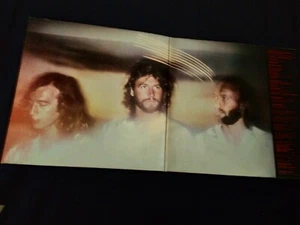 Bee Gees Greatest 1979 Spirits Having Flown disco in vinile made in Germany - Foto 1 di 5