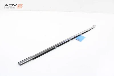 KIA SPORTAGE 2017-2022 puerta del lado del pasajero delantero derecho ventana cinturón moldeado OEM Foto 1 de 4