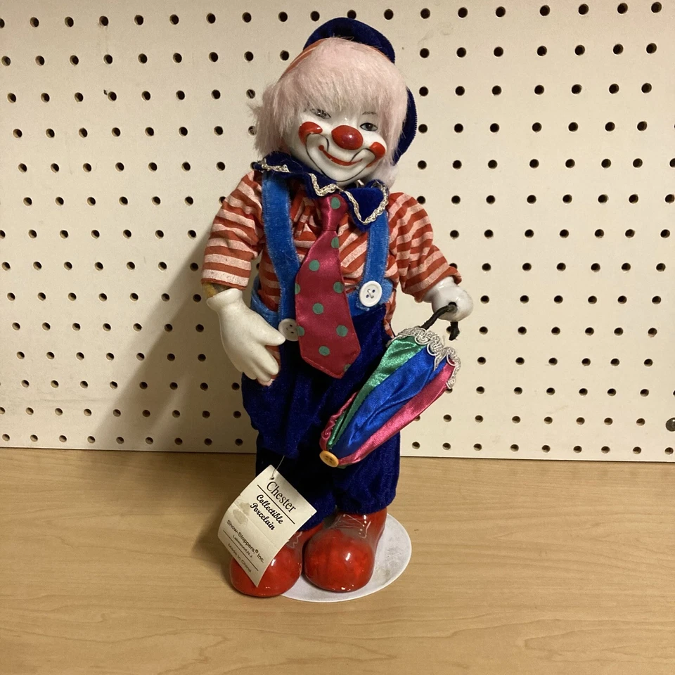 Chester The Clown Show Stoppers 13” Muñeca de porcelana de Halloween aterradora con soporte Foto 1 de 4