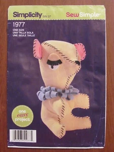 SIMPLICITY PATTERN SEW SIMPLE - 1977 STUFFED 10" BEAR TEDDY ANIMAL UNCUT - Picture 1 of 2