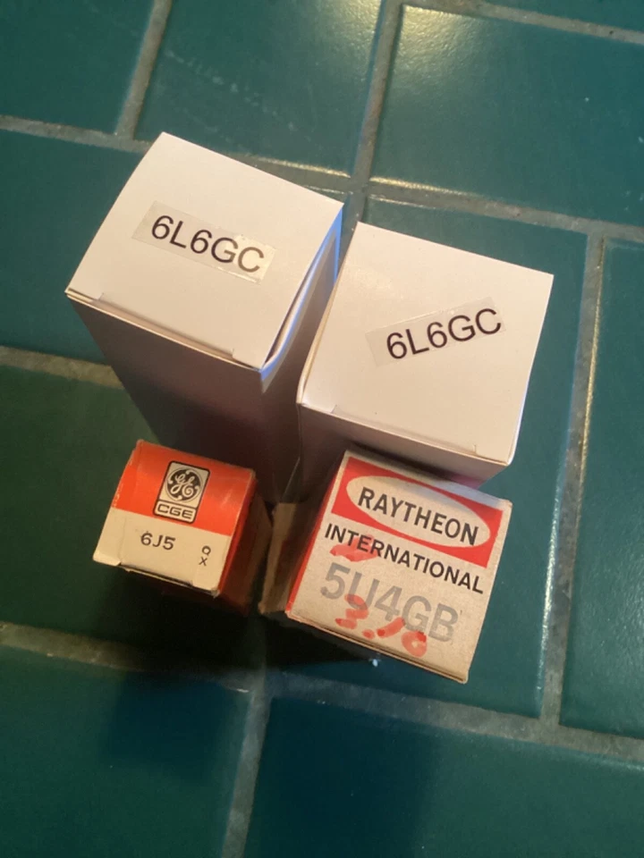 ROCK-OLA MODELS 1945 JUKEBOX WITH MODEL O AMPLIFIER AMP TUBE KIT - Image 1 of 1