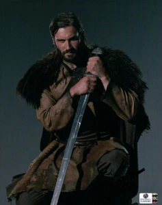 Clive Standen Signed Autographed 8X10 Photo Game of Thrones Vikings GV806362 - Picture 1 of 2