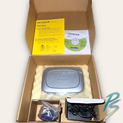 NETGEAR  Cable/DSL Web Safe Router Gateway RP614 - Image 1 of 4