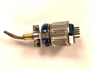 Conector macho de 7 pines 126-197 Amphenol militar WPI  - Imagen 1 de 5