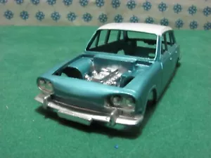 Vintage - Dinky Toys 135 - TRIUMPH 2000 Carrozzeria con motore originale - Bild 1 von 5