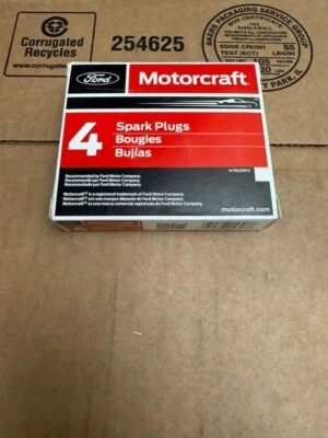 Juego de 4 bujías Motorcraft SP-468 Ford Lincoln 3,9 L V8 DOHC 2002-2006 Foto 1 de 2