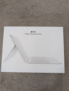 Apple iPad Magic Keyboard Folio A2695 (UK) - für iPad 10. Gen - Originalverpackt (U) - Bild 1 von 6