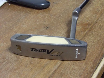 Golden Bear Tour V 81 Series Model 1 35" Putter Steel Very Nice!! - Image 1 of 4