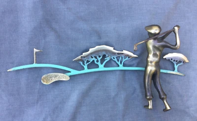 Bijan 黄铜墙艺术高尔夫球手雕塑 - 铸铜高尔夫树装饰 - 9.5 x 19.5 — 第 1/4 张图片