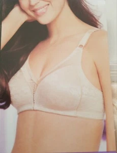 New BALI Ivory Lightly Lined Back Smoothing Wirefree Double Support Bra 42DD $40 - Picture 1 of 8