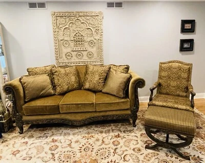 Sofá/Silla Tradicional, 90x44 Estilo Europeo!!! Hermoso! Foto 1 de 4