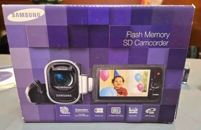 NEW Samsung F40 Ultra Zoom Camcorder -Red - Image 1 of 4