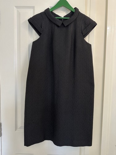 Abito nero burberry taglia 42 uk 10 12 vestibilità sciolta