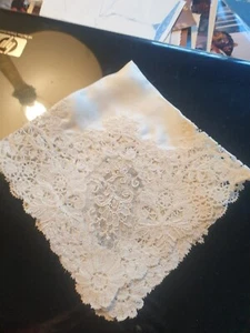 Mouchoir de mariage en soie de toute beauté - Photo 1/10