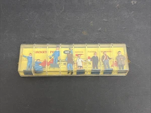 NOS Dinky 009 Original Tankstelle Personal Figuren OVP Gas Petro - Bild 1 von 1