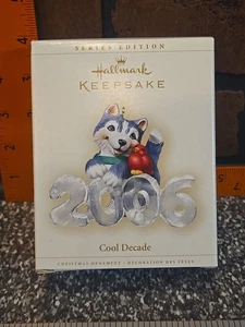 Original Hallmark Andenken Ornament Cool Decade 2006 Husky - Bild 1 von 10