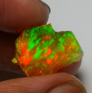 Schwarzopal grob 5,45 Karat, geräucherter äthiopischer Welo Opal grob, Feueropal roh - Bild 1 von 8