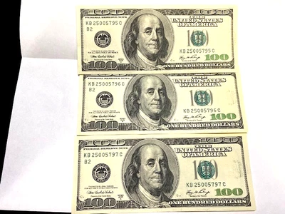Series 2006 $100 FRN KB 25005795, 5796 & 5797 Old Currency P10001 - Image 1 of 2