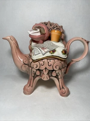 Royal Albert Teapot by Paul Cardew Old Country Roses Earthenware Chair Mint Cond - Image 1 of 4