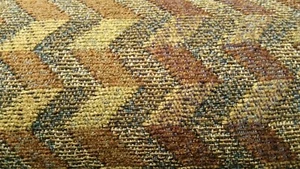 Tessuto tappezzeria Thomas marrone/grigio chevron 50" 11yds BTY - Foto 1 di 10
