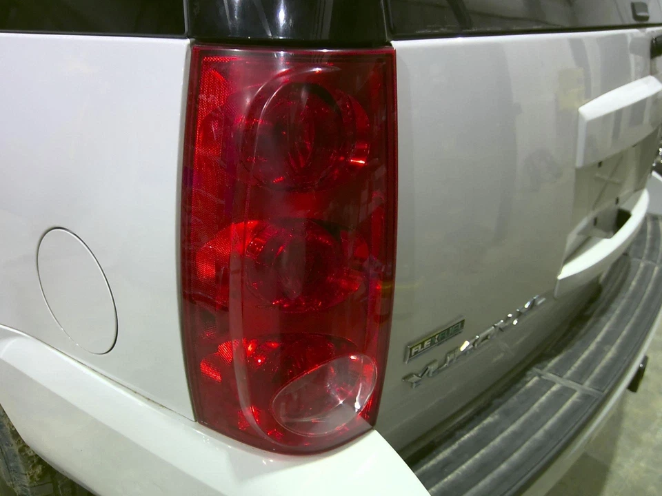 2007 - 2011 年吉姆西育空 XL 1500 发球杆 LH 左尾灯 — 第 1/1 张图片