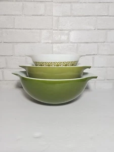 3 Vintage PYREX Cinderella Nesting Mixing Bowls Avocado Green Floral 442,443,444 - Picture 1 of 9